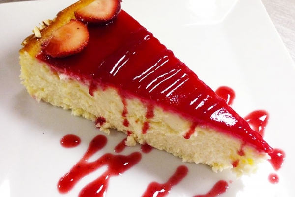 Pieros-Strawberry-Cheesecake